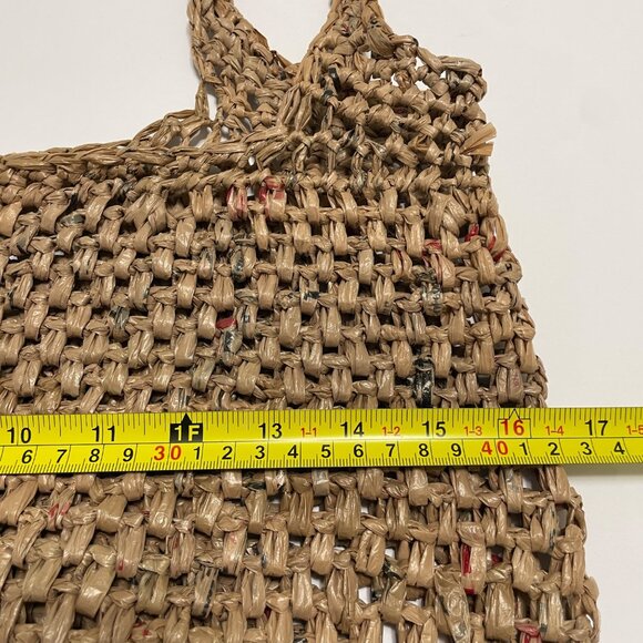 Handmade Eco-Friendly Tote Bag Made from Recycled Plastic Bags Market Pool - Picture 5 of 6